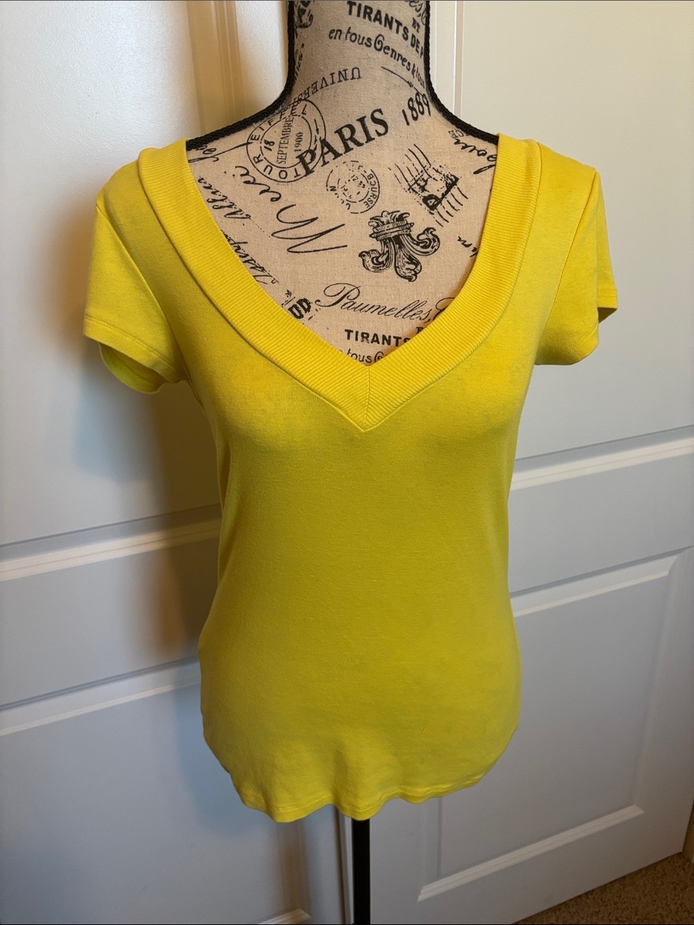 Express Bright Yellow V-Neck Short Sleeve Top